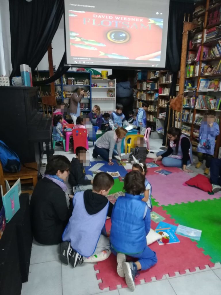 WhatsApp-Image-2019-05-15-at-15.46.30-768x1024 Visitas en la biblioteca