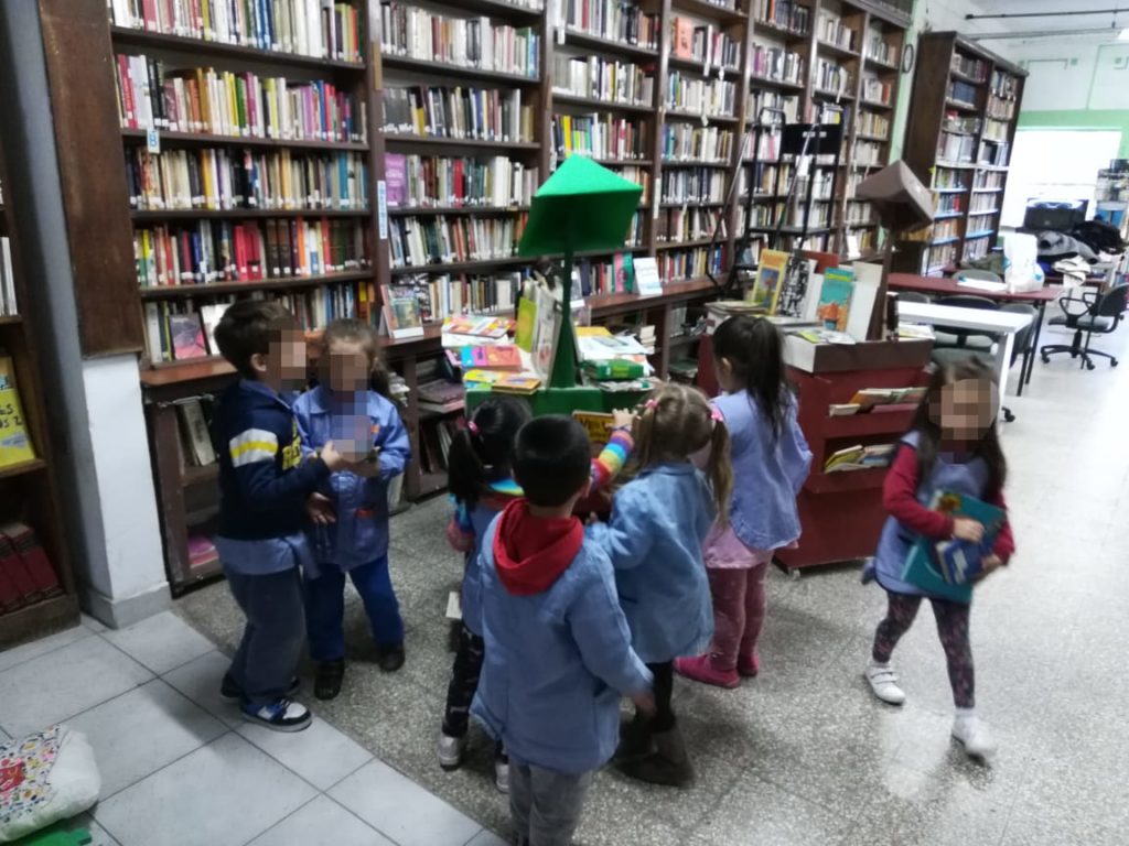 WhatsApp-Image-2019-05-15-at-15.48.08-1024x768 Visitas en la biblioteca