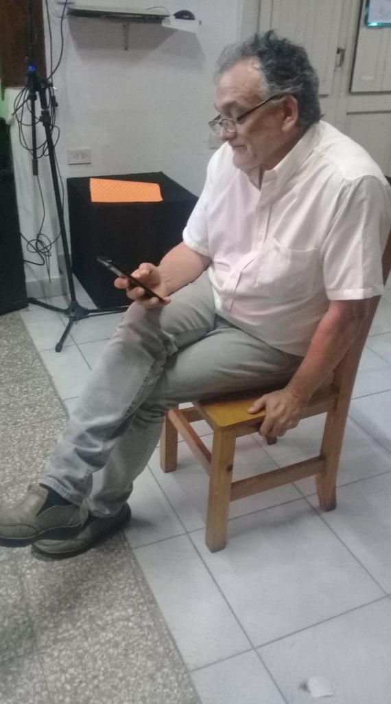 WhatsApp-Image-2020-02-27-at-21.47.012-570x1024 Fotos del Ciclo de poesia 2019